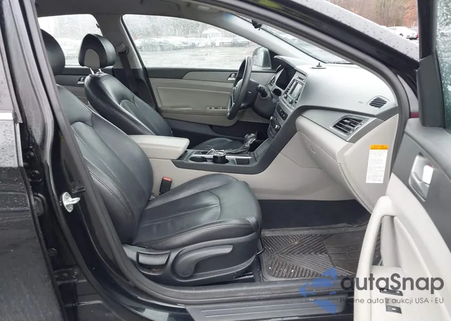 KMHE24L17GA015901: 44603591