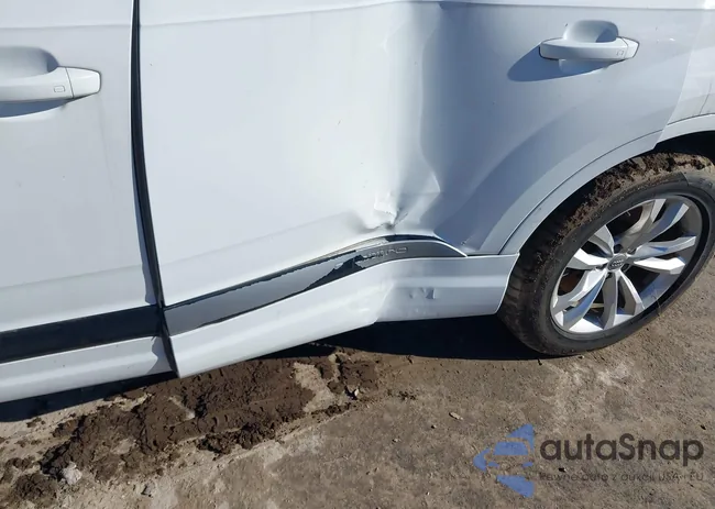 WA1AHAF70HD048328: 44603628