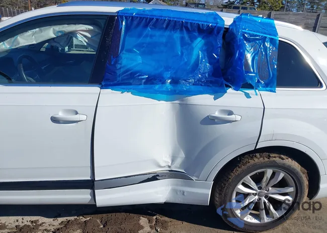 WA1AHAF70HD048328: 44603628