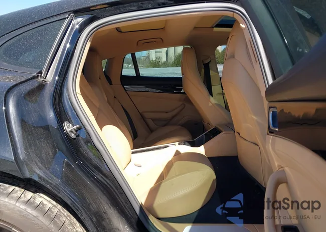 WP0AA2A71JL111987: 44603662