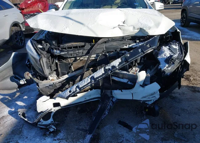 WDCTG4GB2FJ090272: 44603977