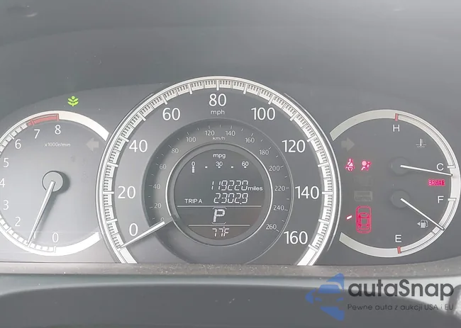 1HGCR3F8XEA037383: 44603096