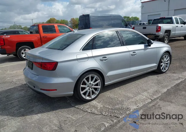 WAUC7GFF7G1061943: 44603114