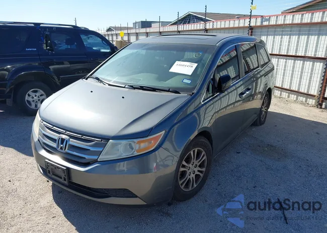 5FNRL5H65CB075240: 44604458