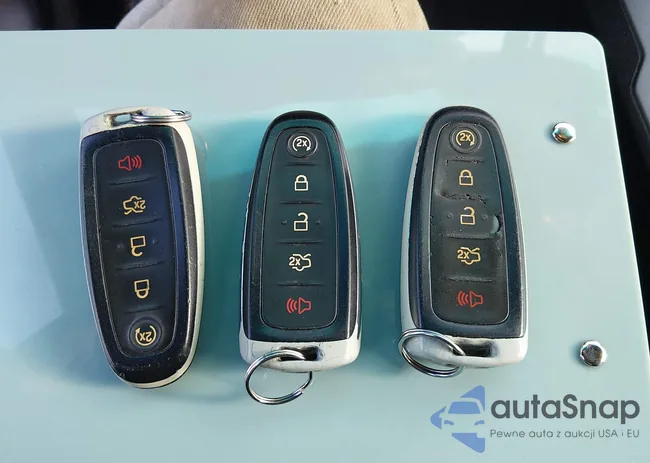 1FMHK8F82BGA82909: 44604639