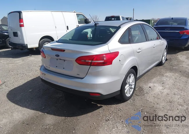 1FADP3F27HL204107: 44604645