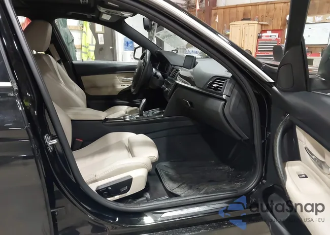 WBA3B5C57FF959460: 44604944