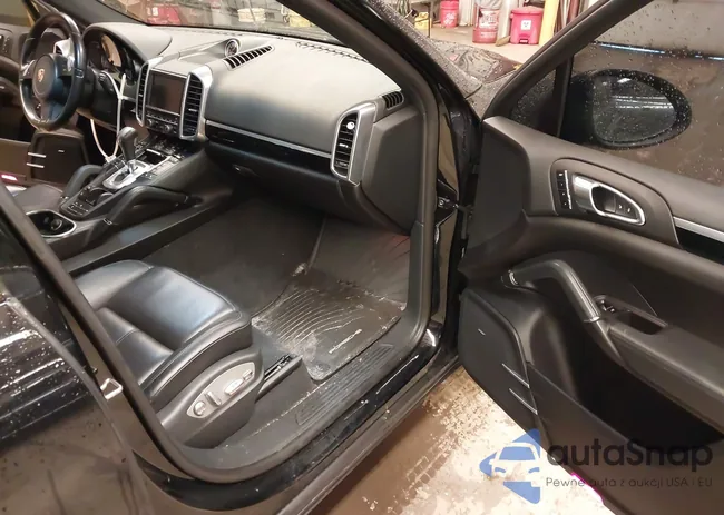 WP1AA2A29ELA05604: 44604220