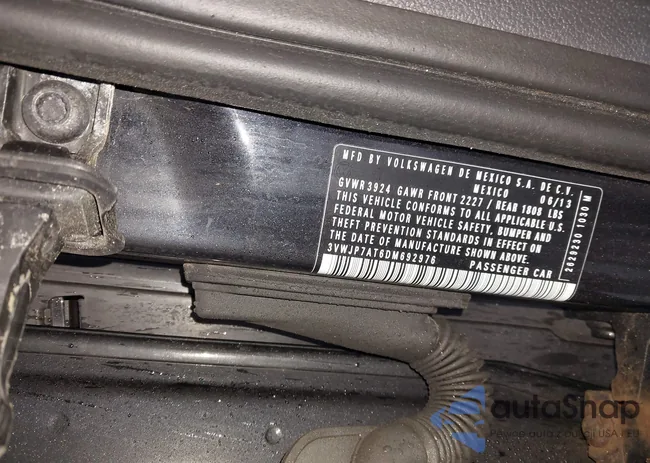 3VWJP7AT6DM692976: 44604298