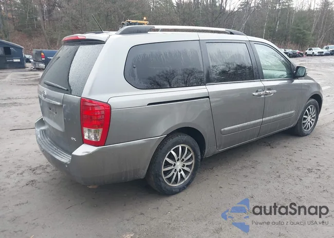 KNDMH4C75B6382939: 44605831