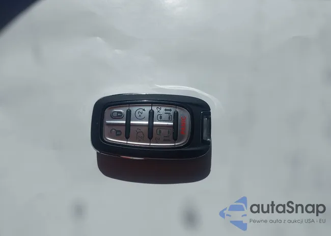 2C4RC1BG6SR507492: 44605843