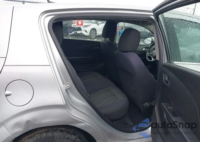 1G1JC6SH8D4208796: 44605870