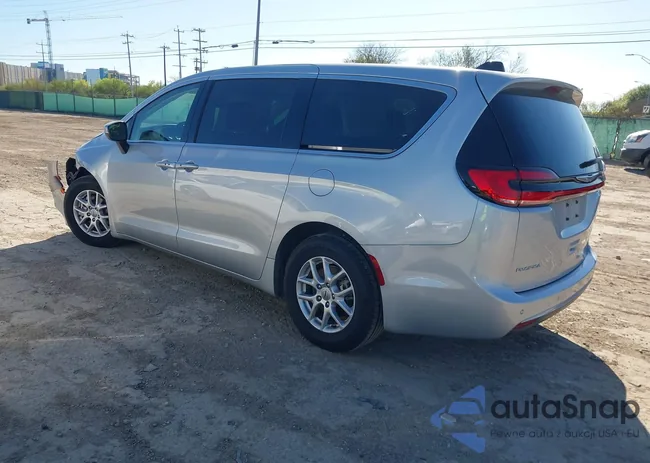 2C4RC1BG9PR613023: 44605315