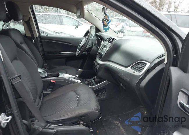 3C4PDDBG1FT633218: 44606471