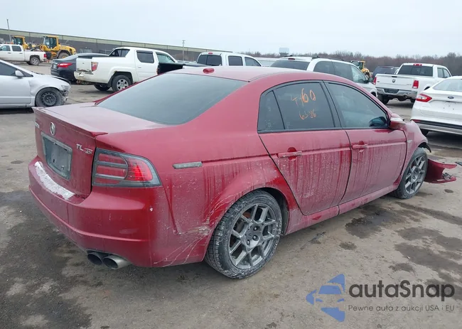 19UUA76577A045257: 44606586