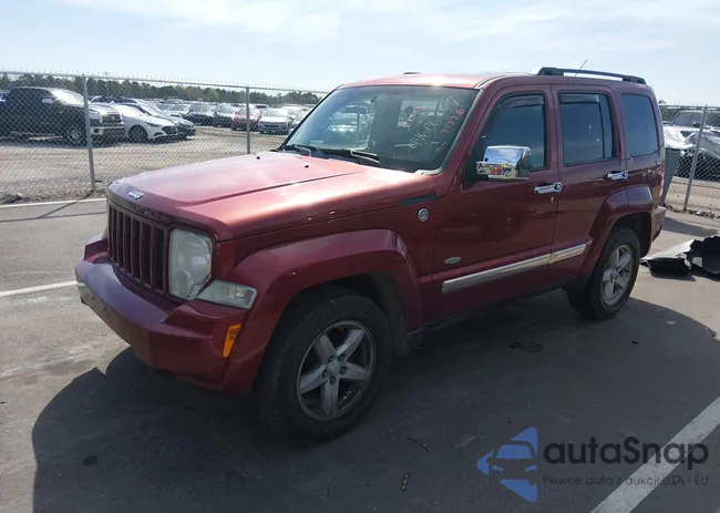 1C4PJMAK2CW186581: 44606857