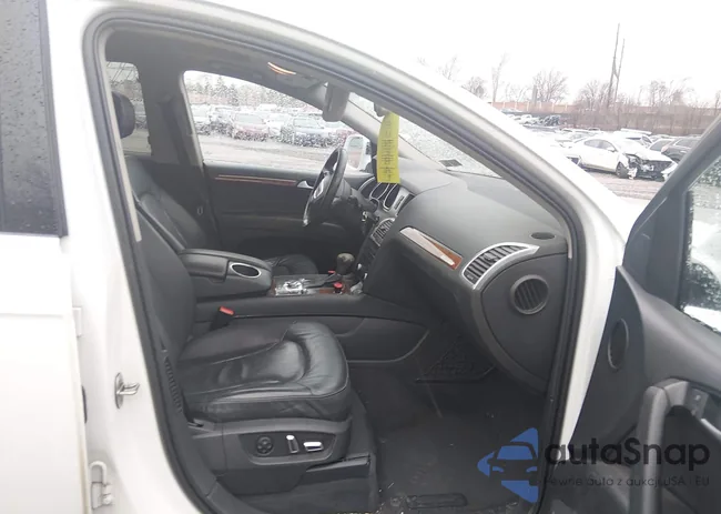 WA1LGAFEXFD026022: 44606944