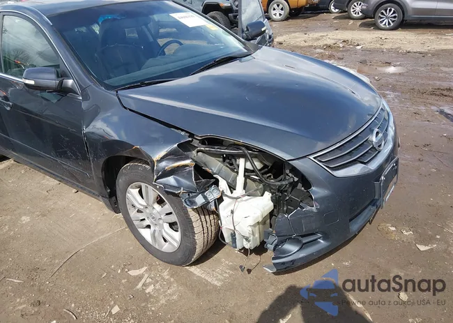 1N4AL2AP6AC151417: 44606199