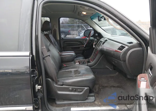 1GYS4CEF5BR364046: 44606378