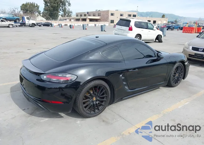 WP0AA2A80JK261071: 44607828