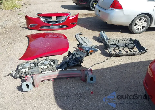 JM1GJ1W52G1476629: 44607871