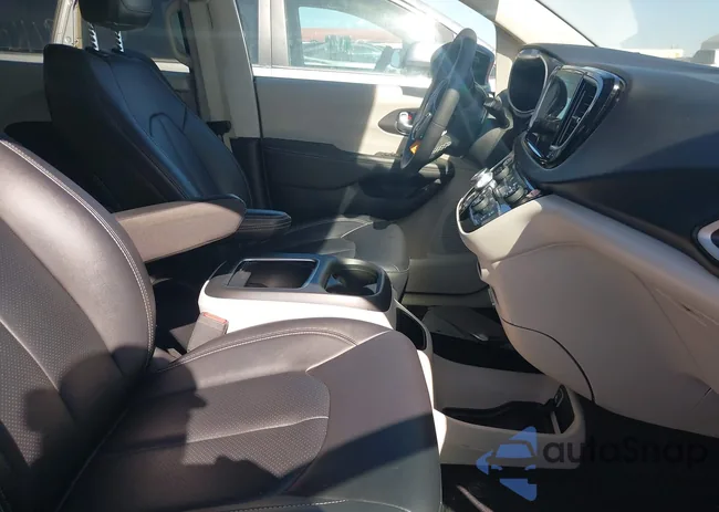 2C4RC1BG3RR136513: 44607110