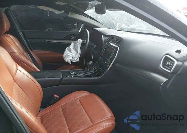 1N4AA6AV0KC374677: 44607309