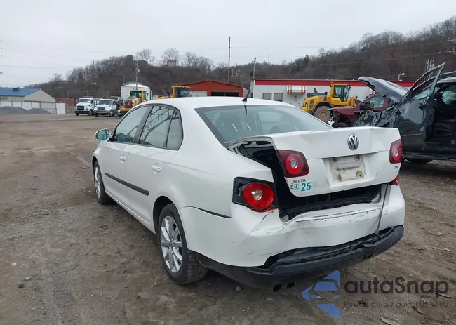 3VWAZ7AJ2AM073683: 44608566