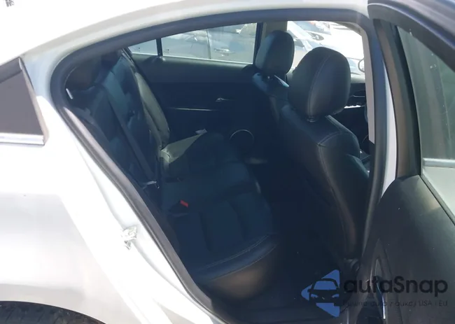 1G1PG5SB3F7230629: 44608655