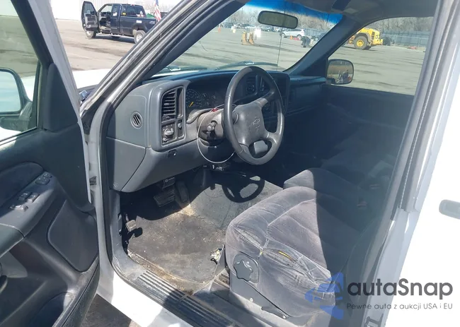 1GCEC14VXYE112750: 44608737