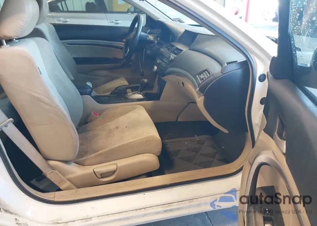 1HGCS12739A022896: 44608978