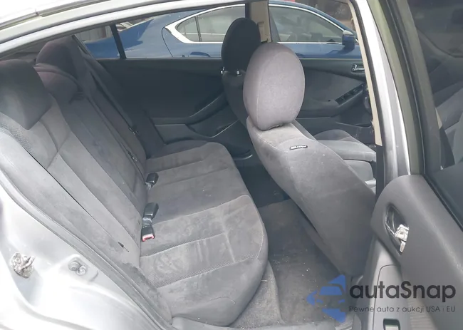 1N4AL21E39N558030: 44608986