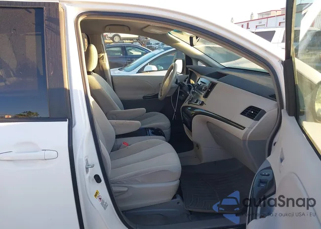 5TDKK3DC8BS103269: 44608126