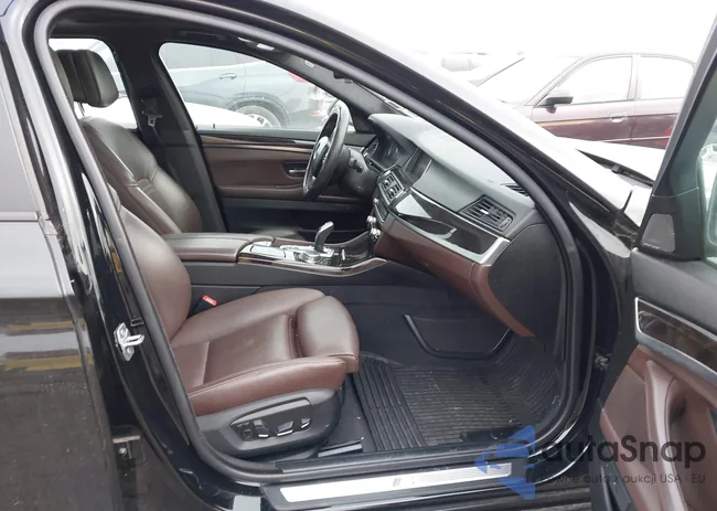 WBA5A7C57GG145215: 44608147