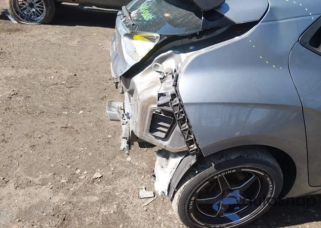 KMHTG6AF2KU011202: 44608216