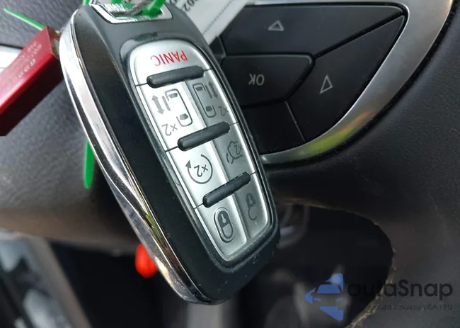 2C4RC1BG5SR556294: 44608249