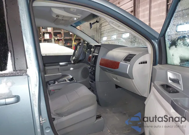 2A8HR54P78R643596: 44608304