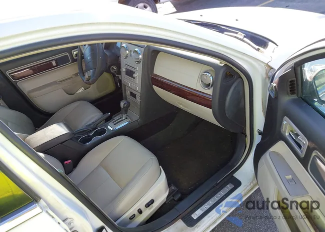 3LNHM26T67R630292: 44608360