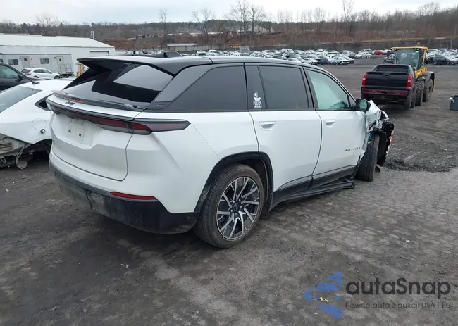 3C4RJNCK1ST582632: 44609519