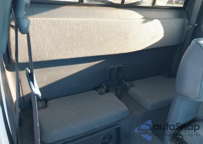 4TASM92N6WZ144615: 44609579