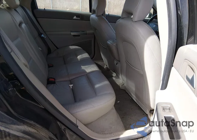 YV1MS682552103103: 44609667