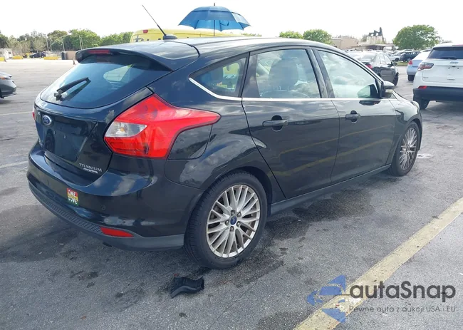 1FADP3N20EL422760: 44609727