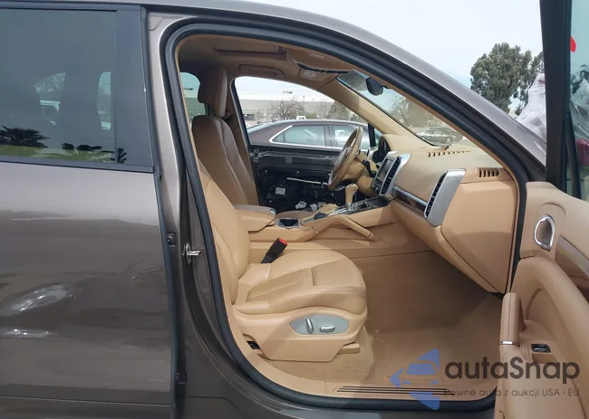 WP1AF2A23ELA32234: 44609787