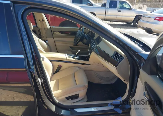 WBAKB835X9CY61848: 44609812