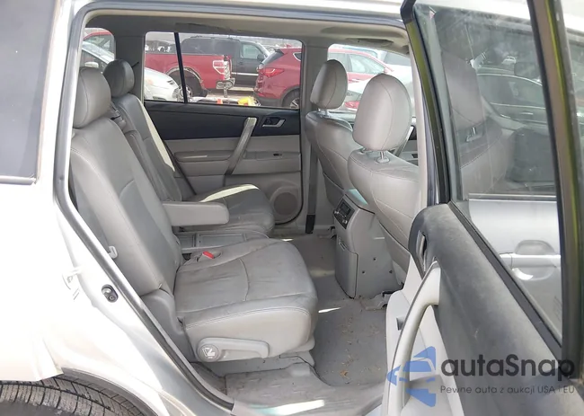 5TDKK3EH0AS005751: 44609836