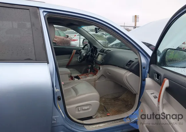 JTEES42A382022504: 44609855