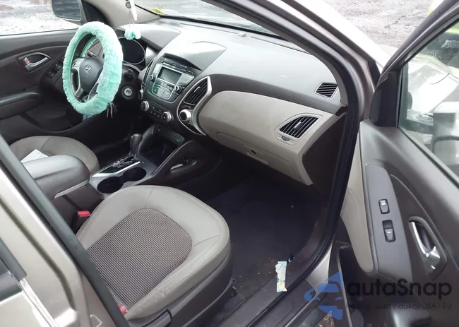 KM8JU3AC6DU577449: 44609189