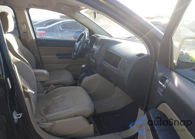 1C4NJDBB4CD625801: 44609357