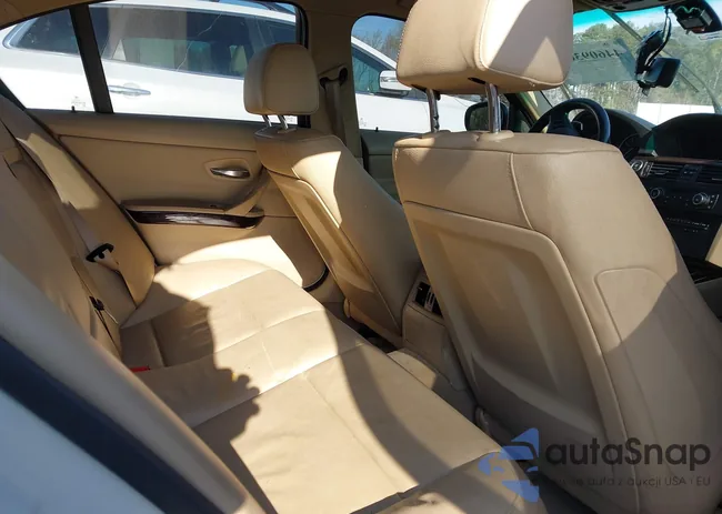 WBAPH7C5XBE680354: 44609360