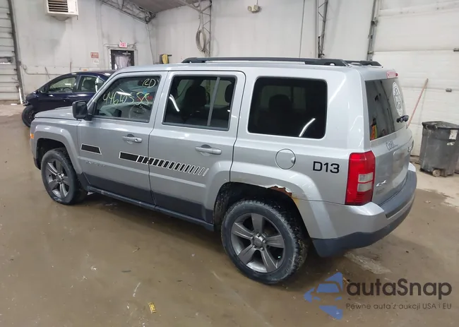 1C4NJRFB3FD184142: 44610558